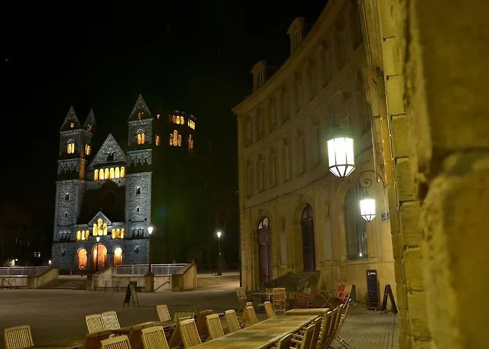 La Noire Au Coeur De *